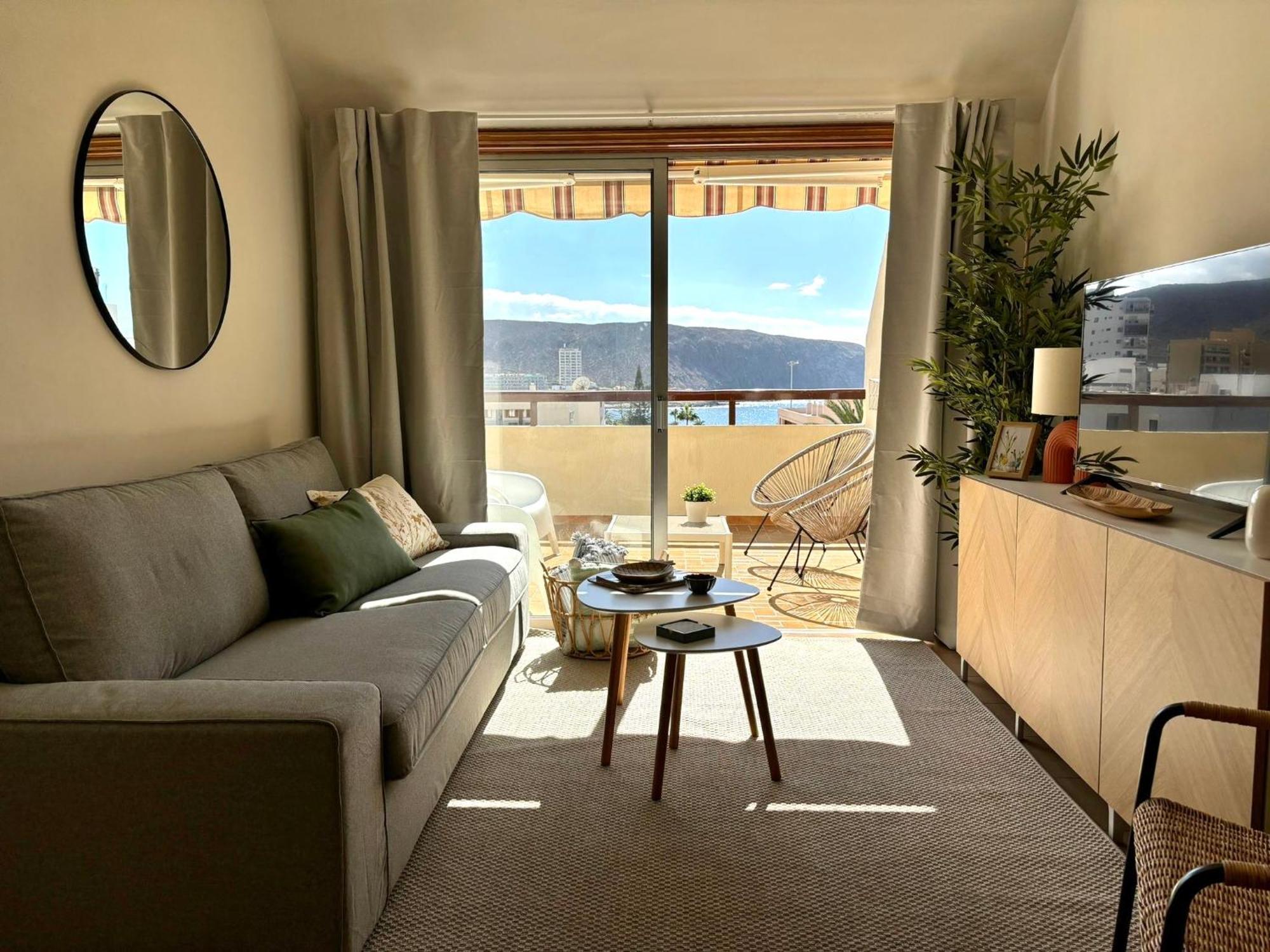 Seaview Apartment - Los Cristianos Los Cristianos  Luaran gambar