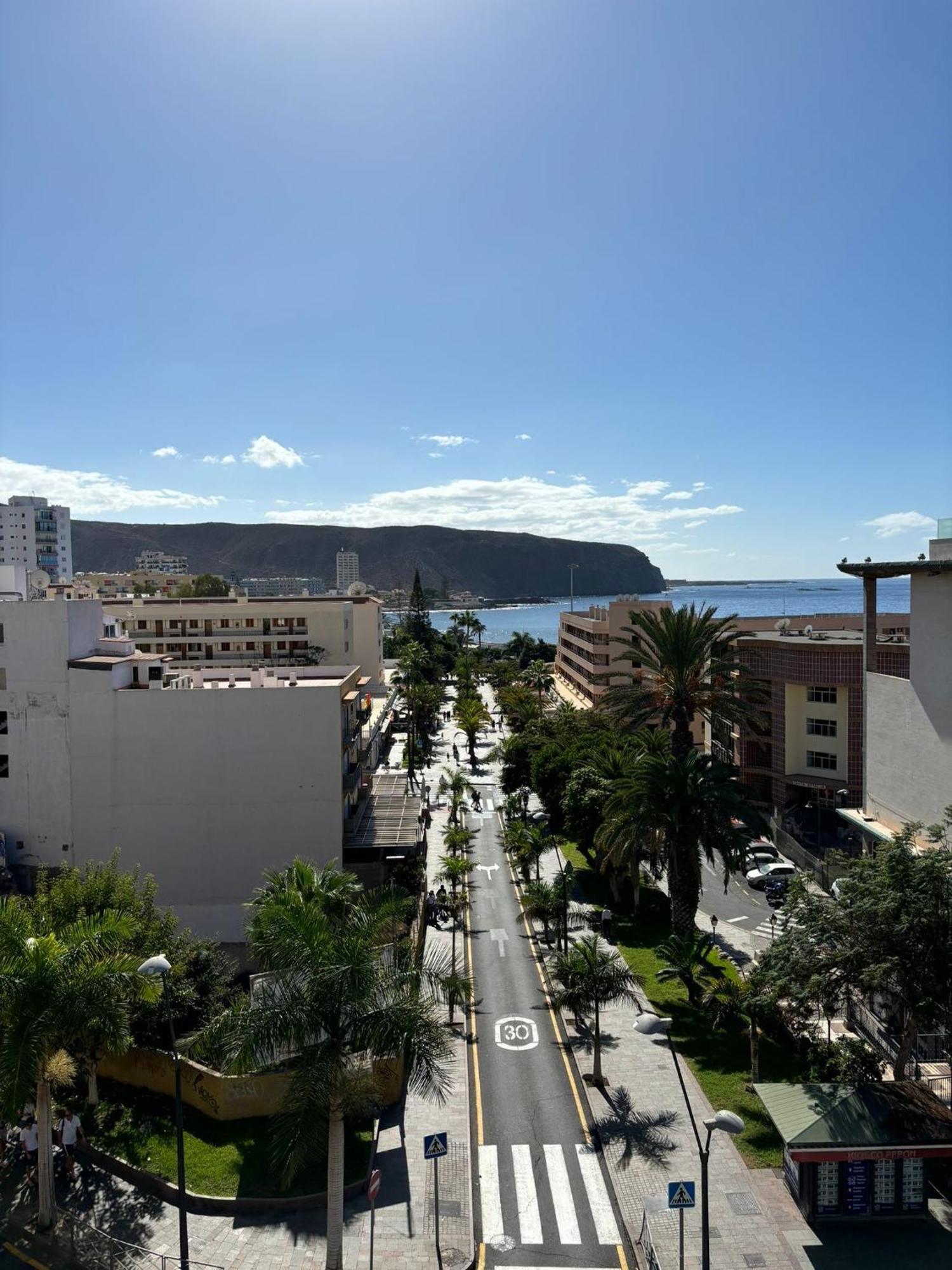 Seaview Apartment - Los Cristianos Los Cristianos  Luaran gambar